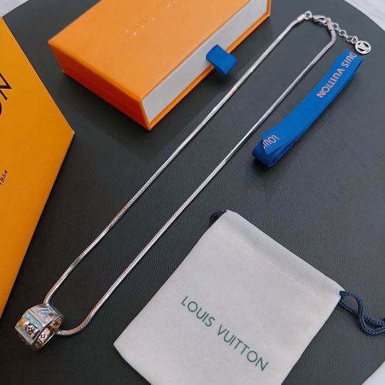 LV Necklace 11lyh217